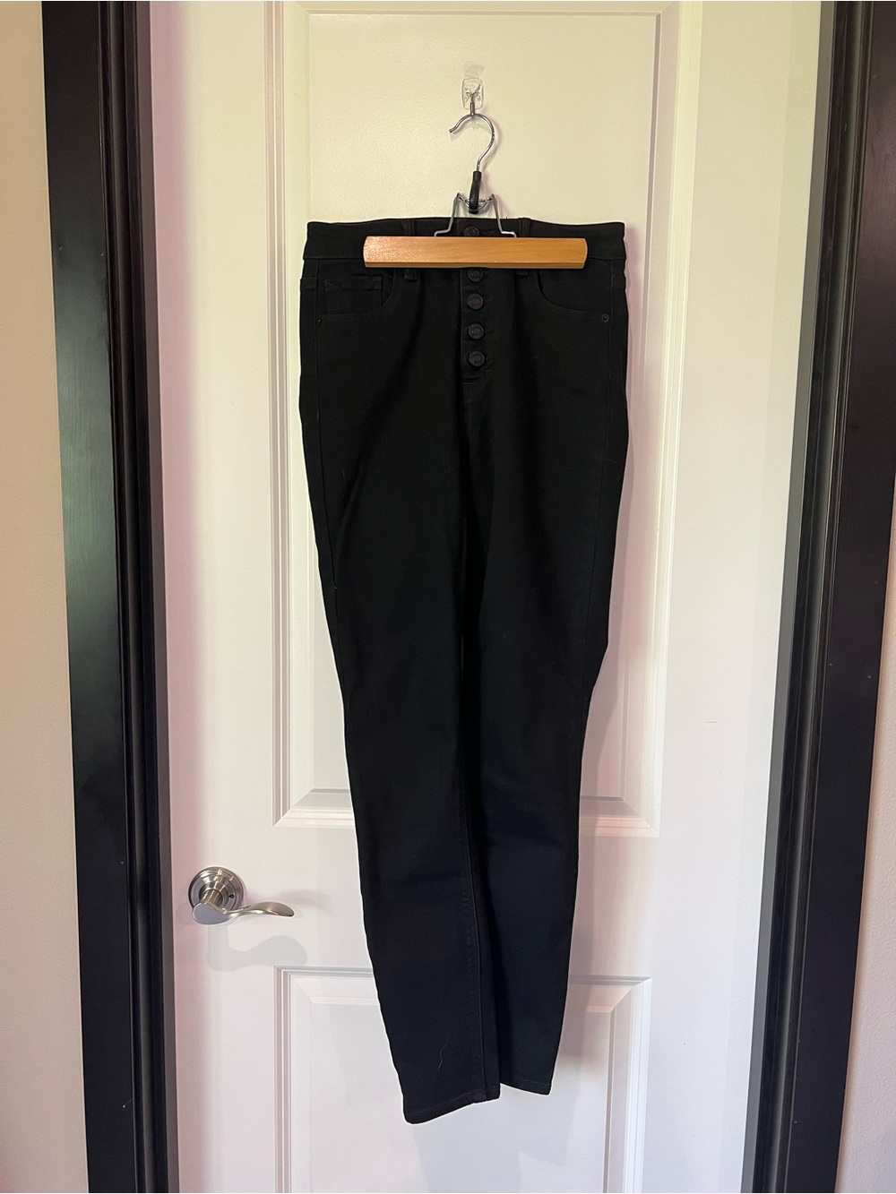 Black High-Rise Skinny Jeans with Button Front